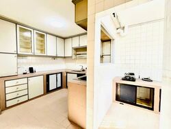 Blk 158 Pasir Ris Street 13 (Pasir Ris), HDB Executive #563938511
